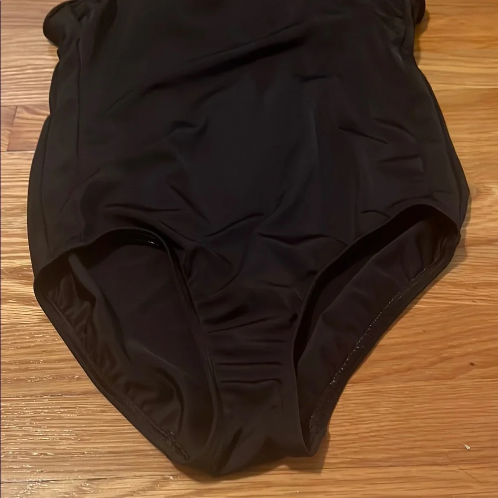 Lands' End Black Women's X-back One Piece Swimsuit‎ size 6 - Picture 2 of 8